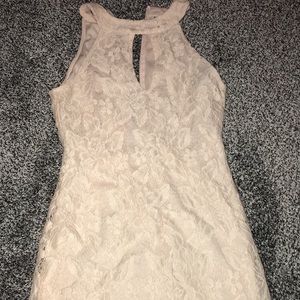Windsor lace dress